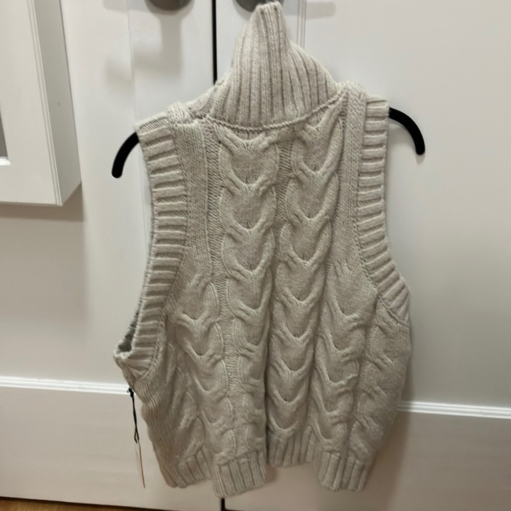 Forever 21 cableknit turtleneck sweater